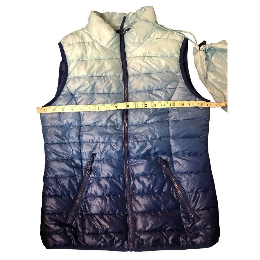 Jackson Hole ombré blue puffer vest with attached back accessory M